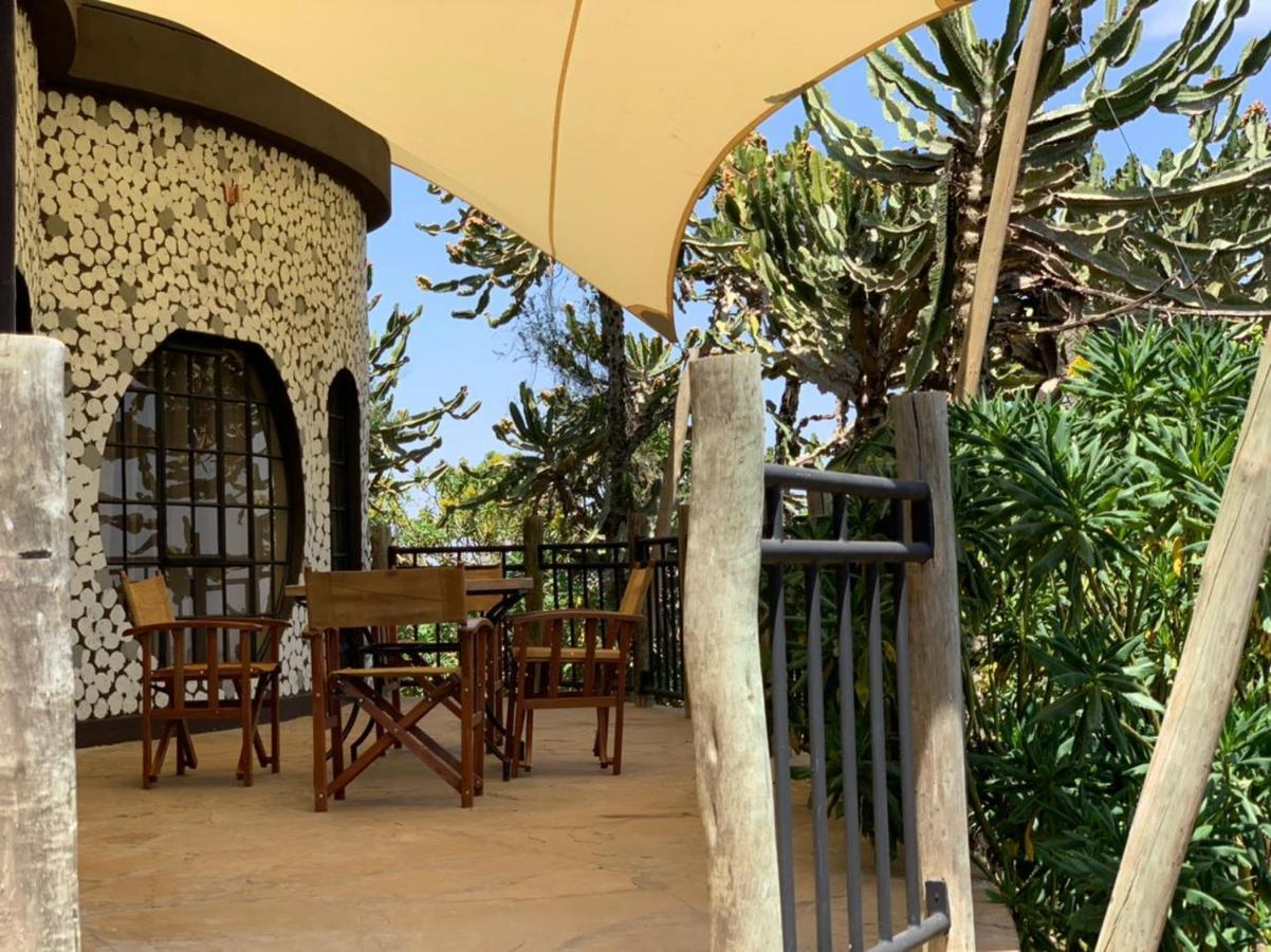 Saab Royale Resort Kajiado Bagian luar foto