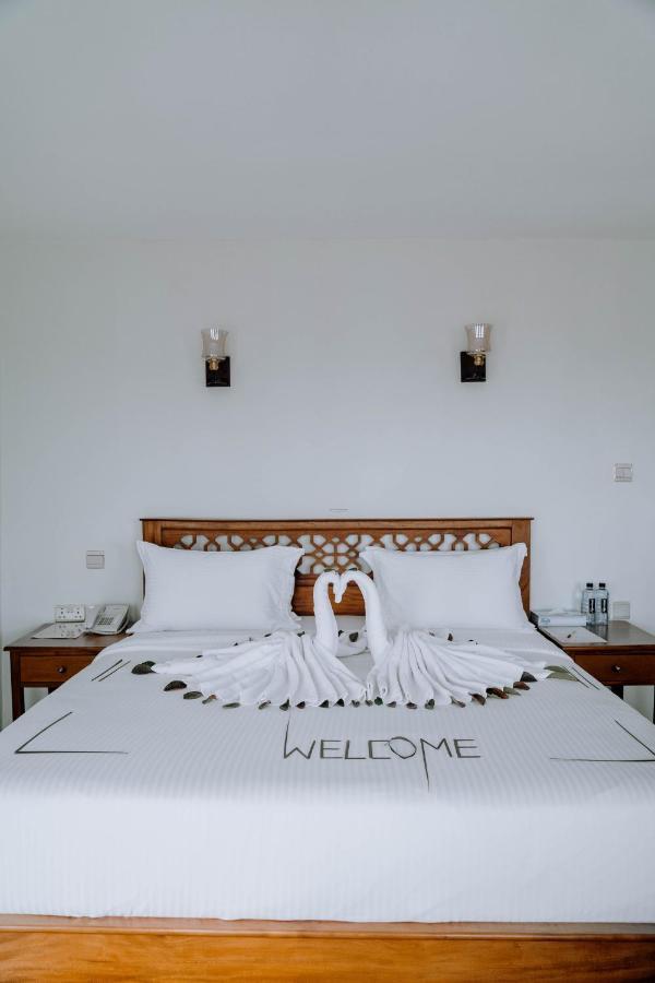Saab Royale Resort Kajiado Bagian luar foto