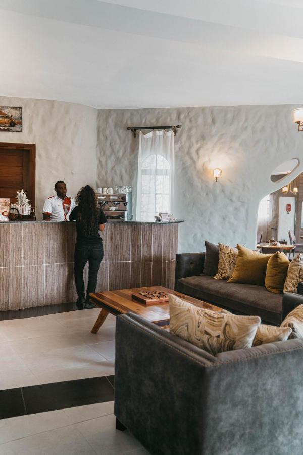 Saab Royale Resort Kajiado Bagian luar foto