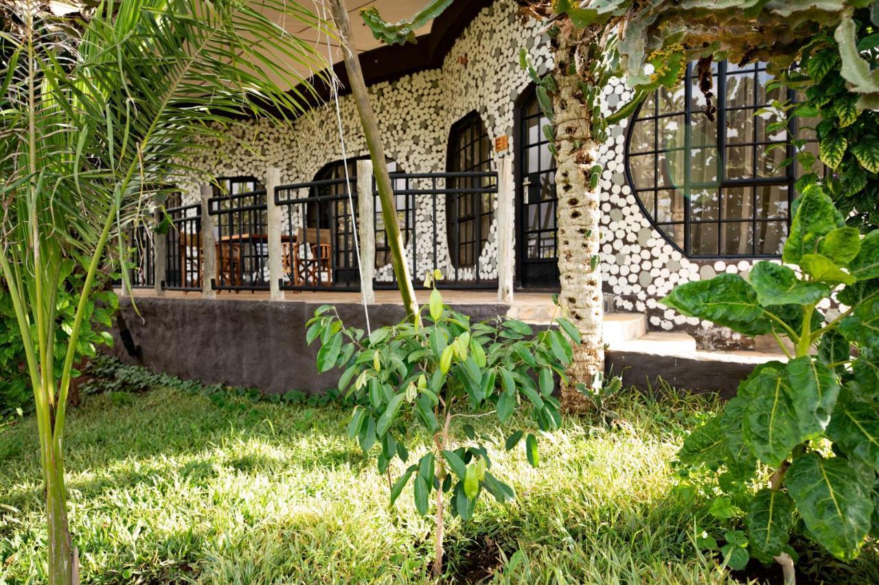 Saab Royale Resort Kajiado Bagian luar foto