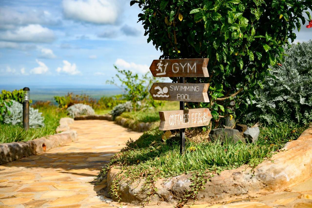 Saab Royale Resort Kajiado Bagian luar foto
